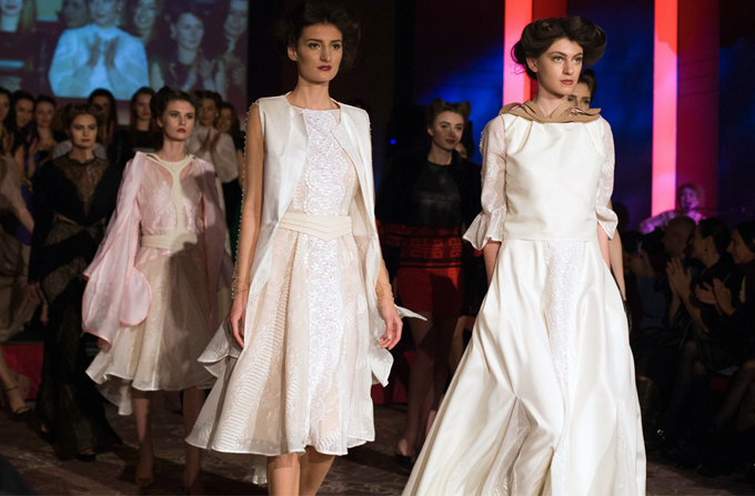 soirees de la mode 13 main - Soirees de la Mode XIII - un fashion show dedicat Mariei Tanase