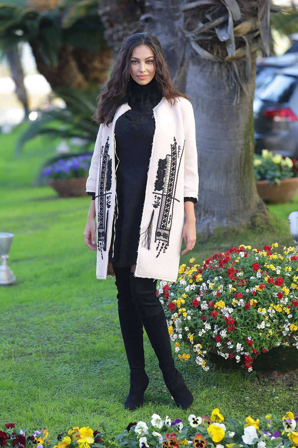 madalina ghenea valentina vidrascu 2 - Madalina Ghenea, intr-o noua creatie Valentina Vidrascu