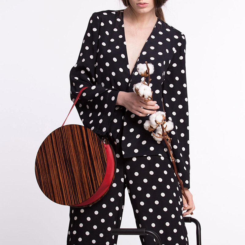 Lemnia Geometric genti din lemn si piele - Colectia Geometric. Lemnia.