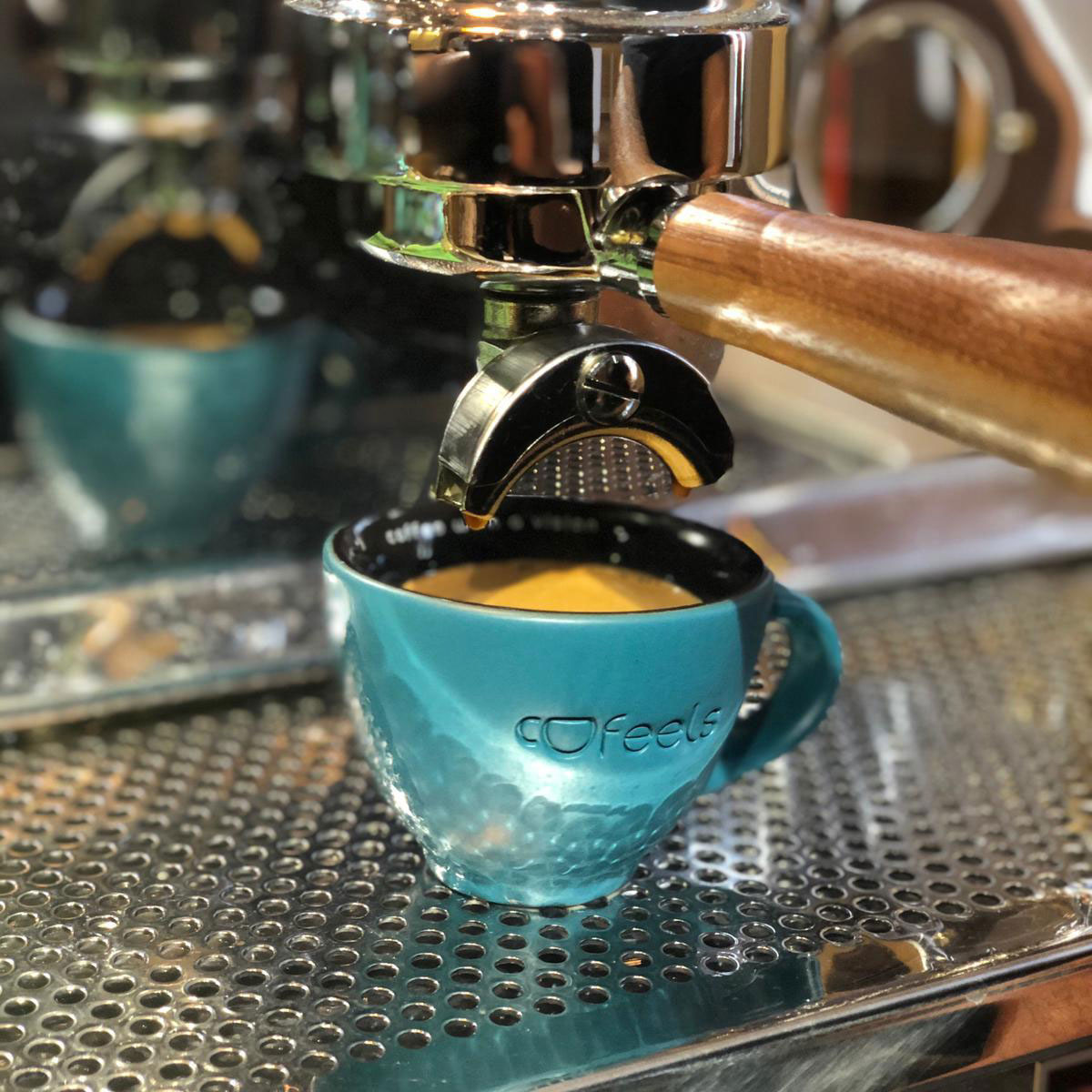 Cofeels Cluj 2 - Pasiune pentru cafea & grija pentru comunitate