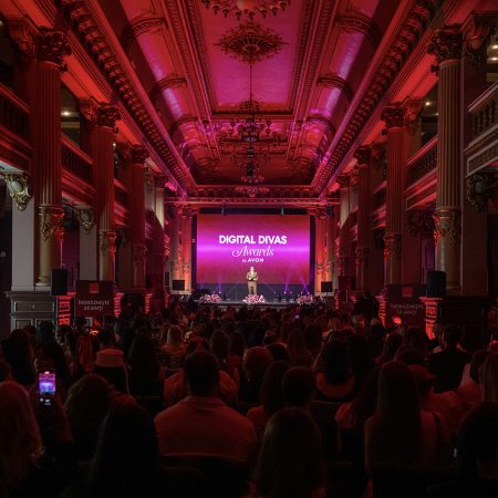 Descopera castigatorii Digital Divas Awards 2025