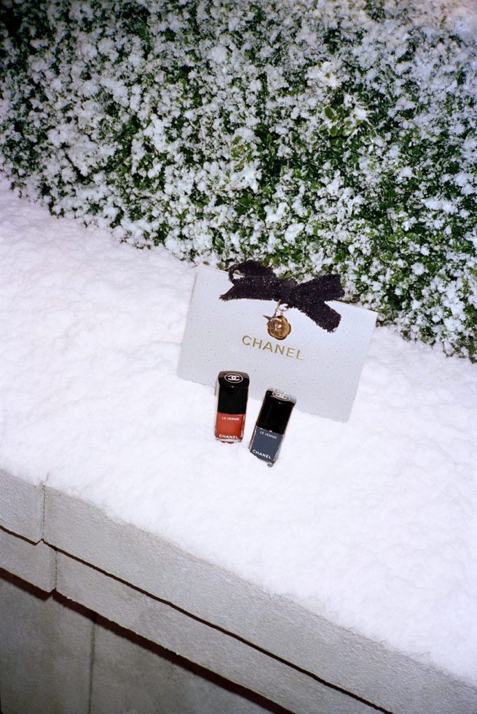 Chanel Holiday Collection 2025 Foto Chanel 6 - Chanel Holiday Collection: A Constellation of Light