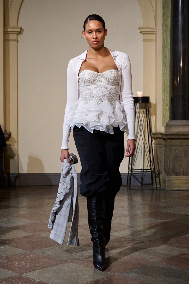 AW26 Copenhagen Fashion Week OperaSport Runway 2x3 James Cochrane 28 copy - Designeri scandinavi pe care trebuie sa ii stii