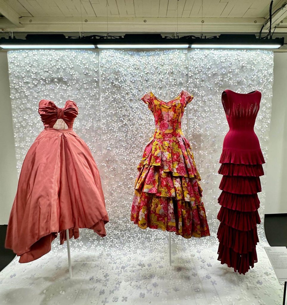 Expozitia Azzedine Alaia si Christian Dior Haute Couture 14 - Azzedine Alaia & Christian Dior, two masters of haute couture