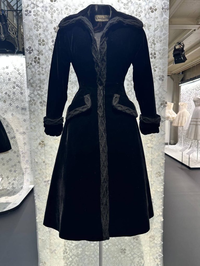 Expozitia Azzedine Alaia si Christian Dior Haute Couture 20 1 1 - Azzedine Alaia & Christian Dior, two masters of haute couture