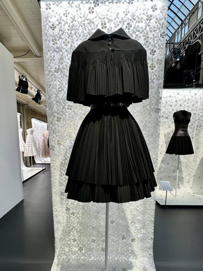 Expozitia Azzedine Alaia si Christian Dior Haute Couture 4 - Azzedine Alaia & Christian Dior, two masters of haute couture