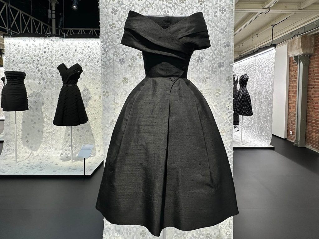 Expozitia Azzedine Alaia si Christian Dior Haute Couture 9 1 - Azzedine Alaia & Christian Dior, two masters of haute couture