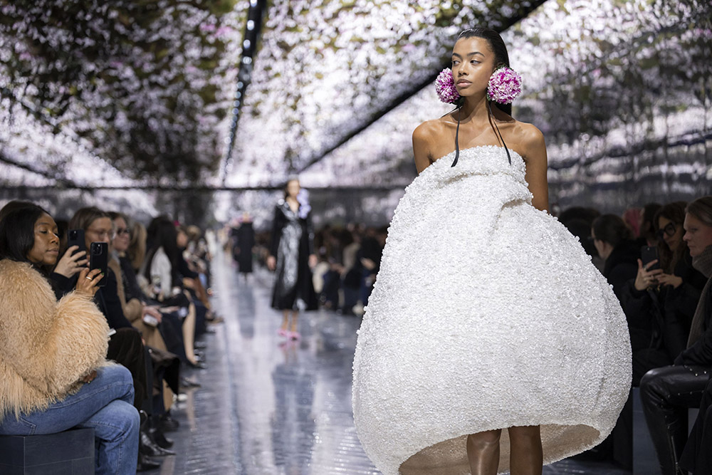 prima colectie haute couture semnata de Jonathan Anderson pentru Dior primavara vara 2026 5 - Prima colectie haute couture, creata de Jonathan Anderson pentru Dior