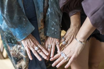 Madeleine Artisan Jeweler X Noemi Meilman La Victoire La Liberation Foto Andreea Macri - Inelele de divort & inelele pentru toate victoriile personale