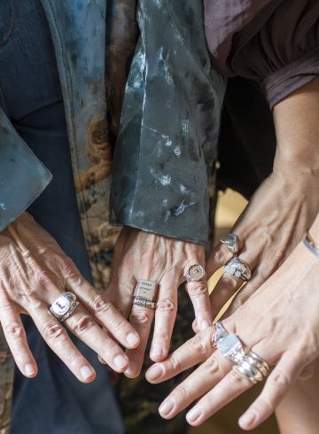 Madeleine Artisan Jeweler X Noemi Meilman La Victoire La Liberation Foto Andreea Macri - Inelele de divort & inelele pentru toate victoriile personale