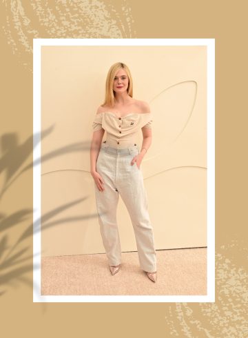 Pantaloni lejeri drepti sau barrel un top interesant si pantofi cu varf ascutit Elle Fanning 1 - Cool & Chic: Pantaloni lejeri, drepti sau barrel, un top interesant si pantofi cu varf ascutit