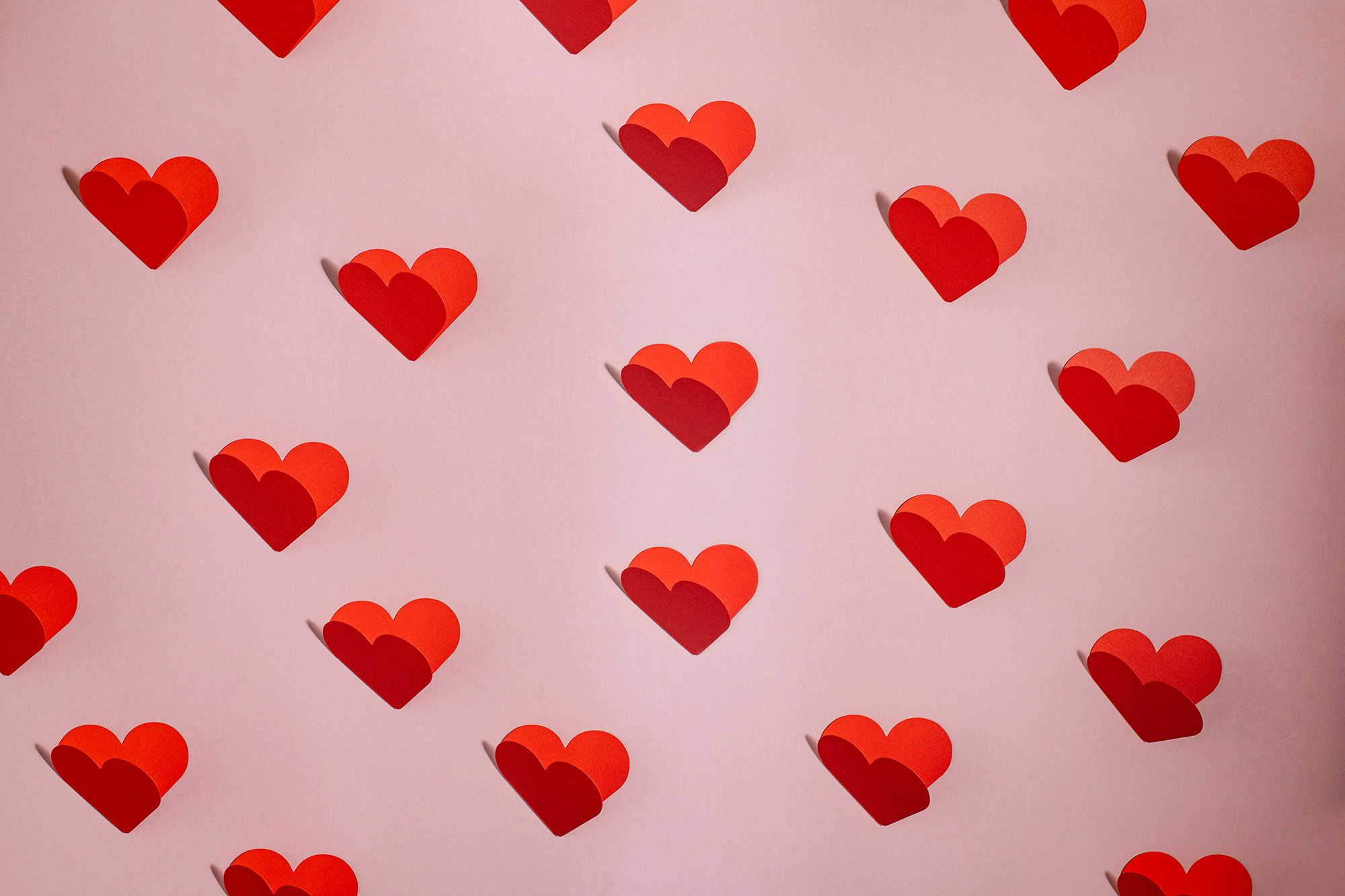 cadouri cu inima la vedere mockuuups unsplash - Cadouri cu inima la vedere