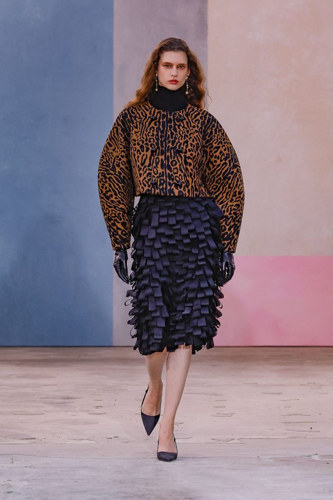 carolina herrera toamna iarna 2026 o celebrare a femeilor in arta 5 - Colectia Carolina Herrera toamna-iarna 2026. O celebrare a femeilor din lumea artei.