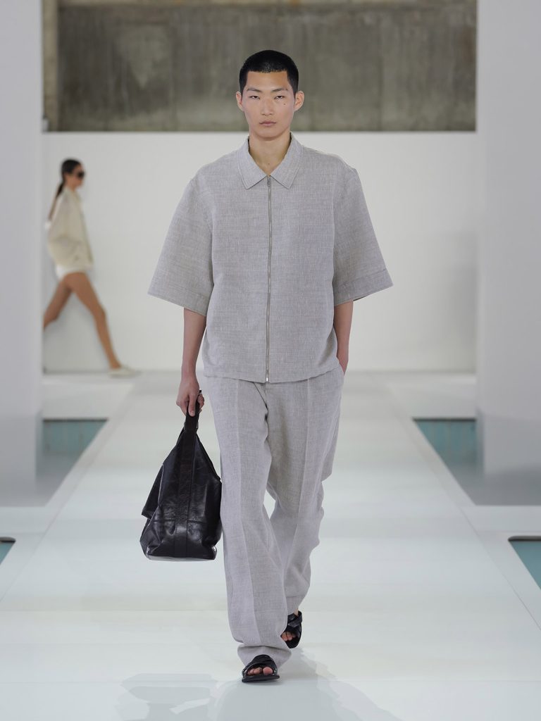 COS SS26 LOOK 07 - Show-ul COS SS 2026 de la Seul, inspiratie de pe podium si din public
