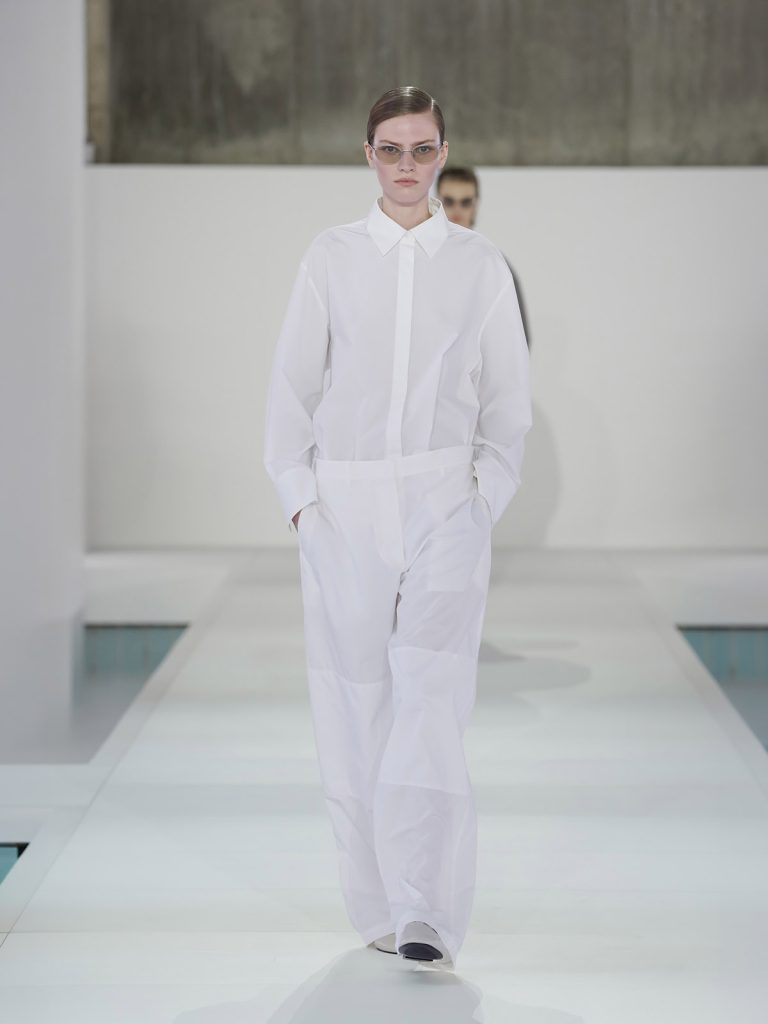 COS SS26 LOOK 12 - Show-ul COS SS 2026 de la Seul, inspiratie de pe podium si din public