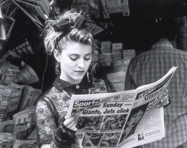 Moda anilor 80 Madonna Desperately Seeking Susan 1985 01 - Moda anilor '80 – Istorie, caracteristici si designeri
