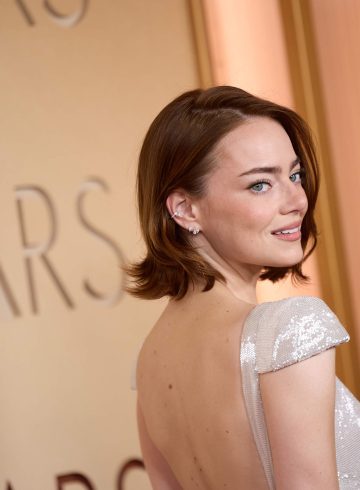 Emma Stone la Premiile Oscar 2026