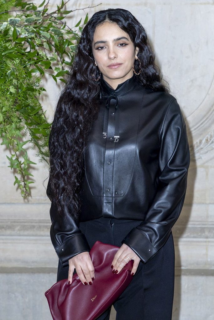 dior bow bag o geanta lansata de Jonathan Anderson pentru primavara vara 2026 9 - Dior Bow Bag. O geanta in care e loc si pentru trecut, si pentru prezent.