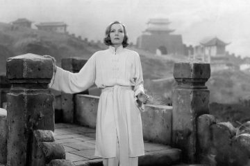 moda anilor 30 greta garbo The Painted Veil Richard Boleslawski 1934 0001 - Moda anilor '30 – Istorie, caracteristici si designeri