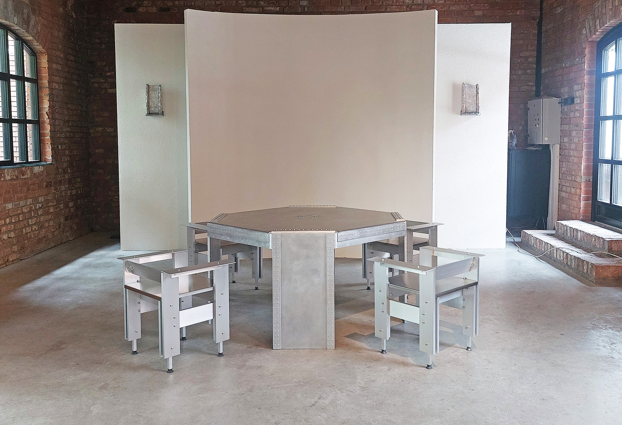 RAD Art Fair 2026 Expozitia de design Radical Domesticity Muromuro Studio 01 - Radical Domesticity. Expozitie de design, curatoriata de Muromuro Studio la RAD Art Fair 2026.