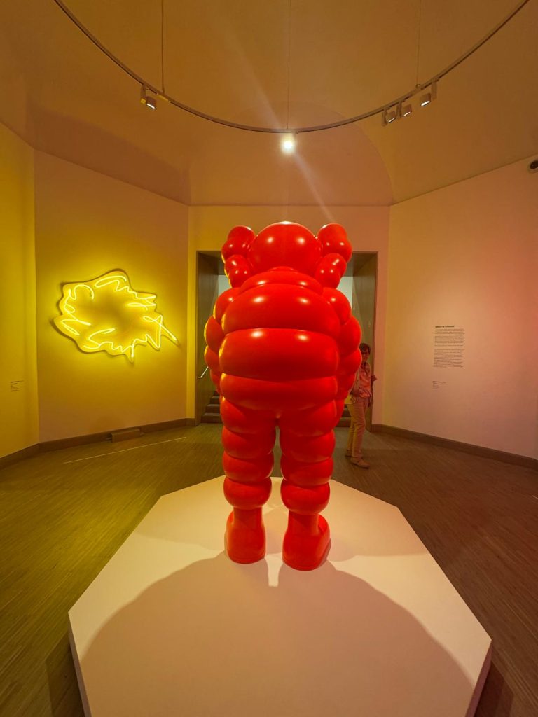KAWS Art Comix la Albertina Modern cand benzile desenate intra in muzeu 11 1 - KAWS: Art & Comix la Albertina Modern – cand benzile desenate intra in muzeu