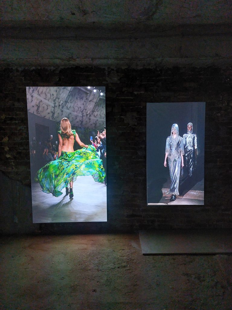 The Outsider Andreea Macri expozitie Bucharest Design Festival 2026 24 - The Outsider. Andreea Macri. 13 ani de fotografie de moda intr-o expozitie.