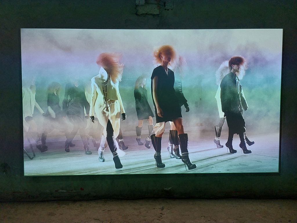 The Outsider Andreea Macri expozitie Bucharest Design Festival 2026 8 - The Outsider. Andreea Macri. 13 ani de fotografie de moda intr-o expozitie.