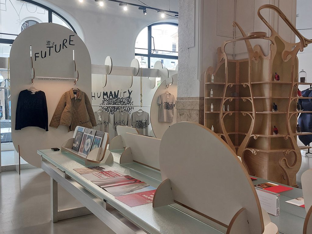 expozitia dan perjovschi si comme des garcons de la entrance store bucharest design festival 12 - Dan Perjovschi x Comme des Garcons. A Story About A Collaboration.