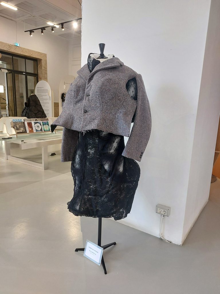 expozitia dan perjovschi si comme des garcons de la entrance store bucharest design festival 18 - Dan Perjovschi x Comme des Garcons. A Story About A Collaboration.
