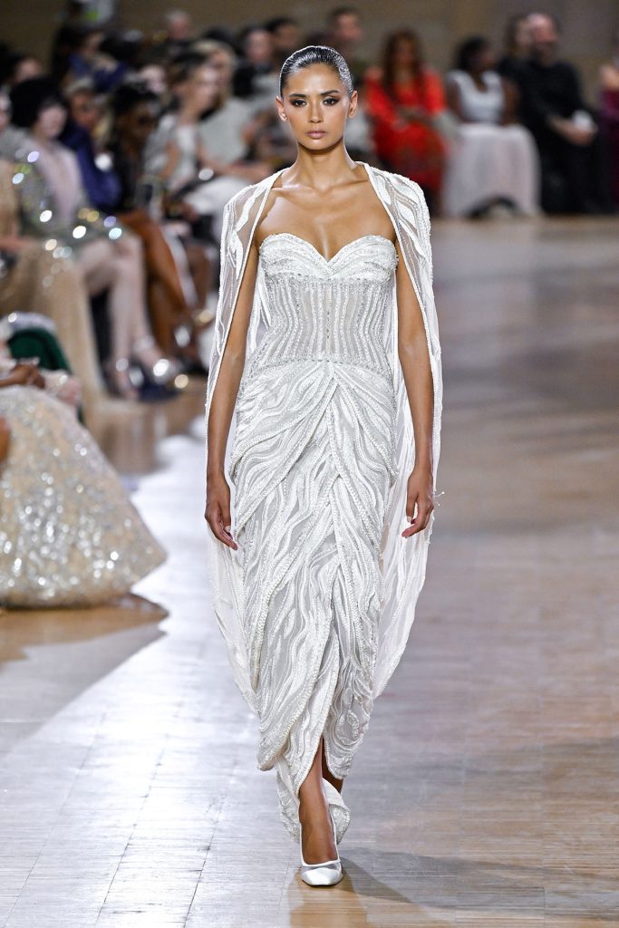 10 rochii haute couture pentru toamna iarna 2026 De pe catwalk pe covorul rosu Tony Ward 1 - 10 rochii haute couture toamna-iarna 2026. De pe catwalk pe covorul rosu.