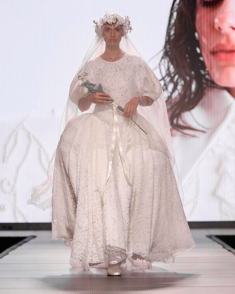 ANGHEL ADRIAN GABRIEL UAD FASHION Raluca Ciornea5 1 - Colectiile de la UAD Gala pe care le-as purta. Si de ce. O cronica foarte personala.