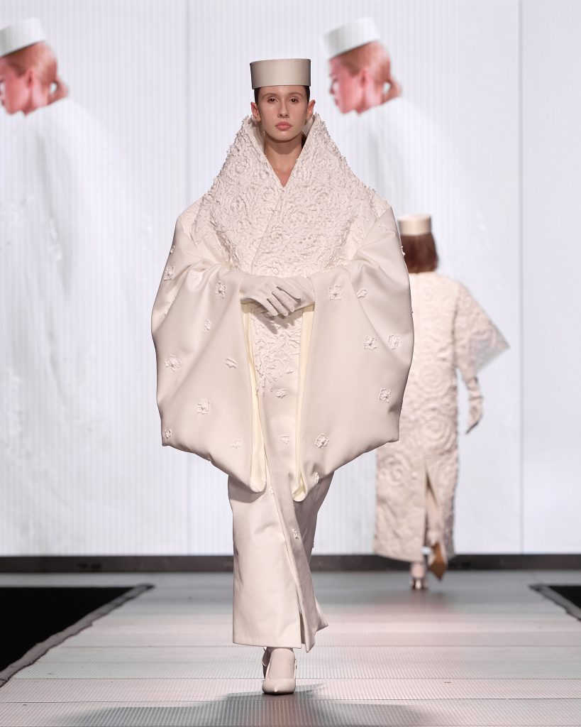 ANGHEL MIHAI CRISTIAN UAD FASHION Raluca Ciornea.7 - Colectiile de la UAD Gala pe care le-as purta. Si de ce. O cronica foarte personala.