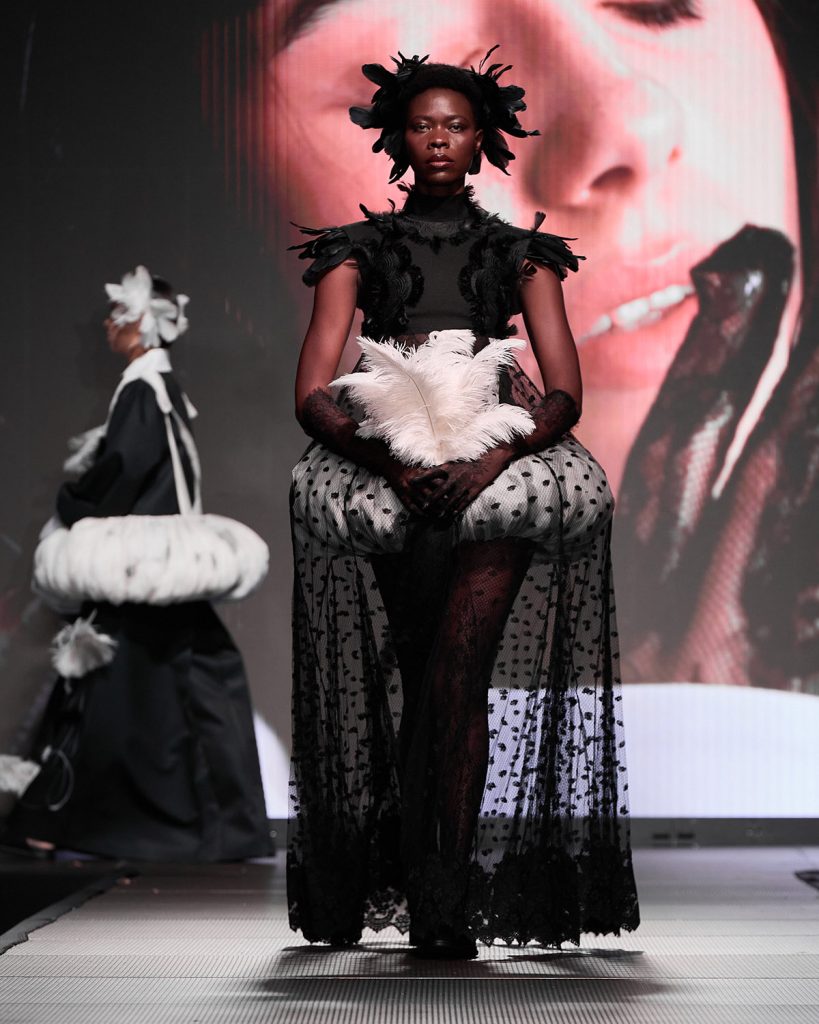 BEGHIM GENGHIZ UAD FASHION Raluca Ciornea3 - UAD Fashion 2026. 36 de colectii prezentate pe acelasi podium.