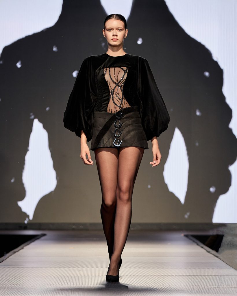 BURA KARINA UAD FASHION Raluca Ciornea5 1 - Colectiile de la UAD Gala pe care le-as purta. Si de ce. O cronica foarte personala.