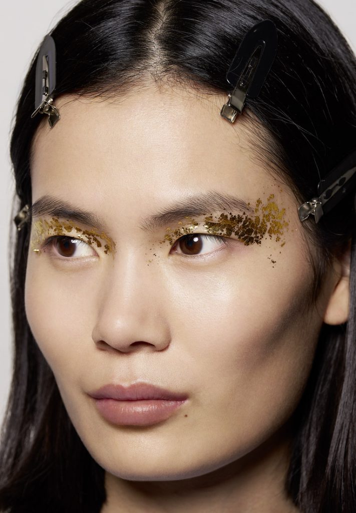 CHANEL FALL WINTER 2026 HAUTE COUTURE SHOW BEAUTY BACKSTAGE 3 - Machiajele purtate pe podiumul Chanel Haute Couture toamna-iarna 2026