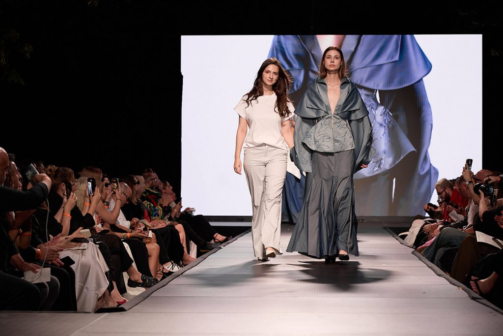 CIOBANU MADALINA UAD FASHION Raluca Ciornea.1 - UAD Fashion 2026. 36 de colectii prezentate pe acelasi podium.