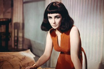 Elizabeth Taylor in Cleopatra