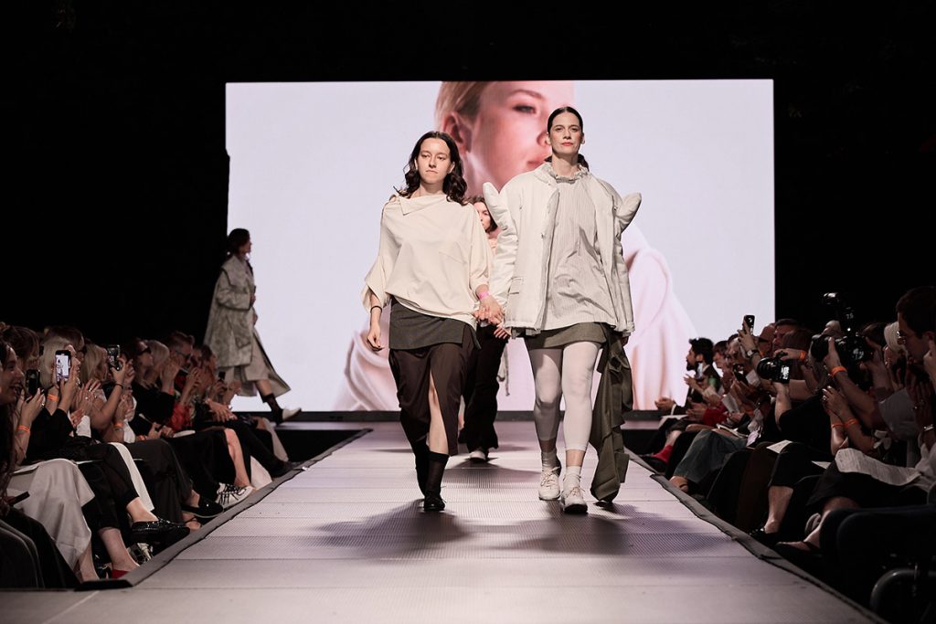 GRIGORESCU DIANA UAD FASHION Raluca Ciornea2 - UAD Fashion 2026. 36 de colectii prezentate pe acelasi podium.
