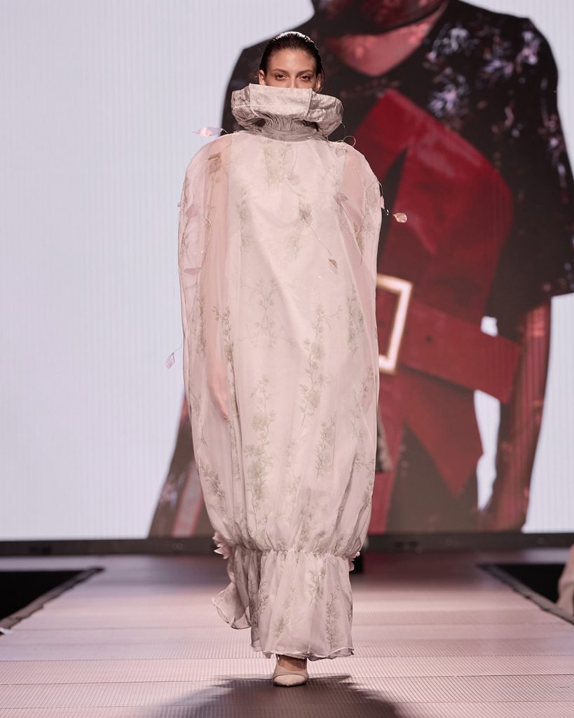 IOSIF IOANA UAD FASHION Raluca Ciornea5 - UAD Fashion 2026. 36 de colectii prezentate pe acelasi podium.
