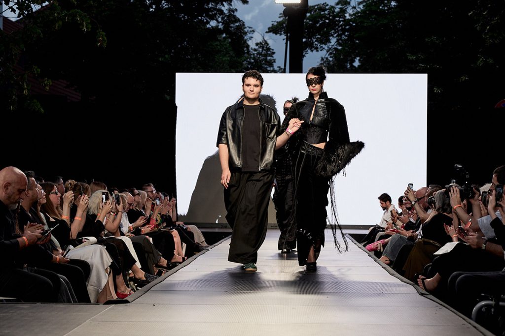 PINTEA EDUARD IONUT UAD FASHION Raluca Ciornea1 - UAD Fashion 2026. 36 de colectii prezentate pe acelasi podium.