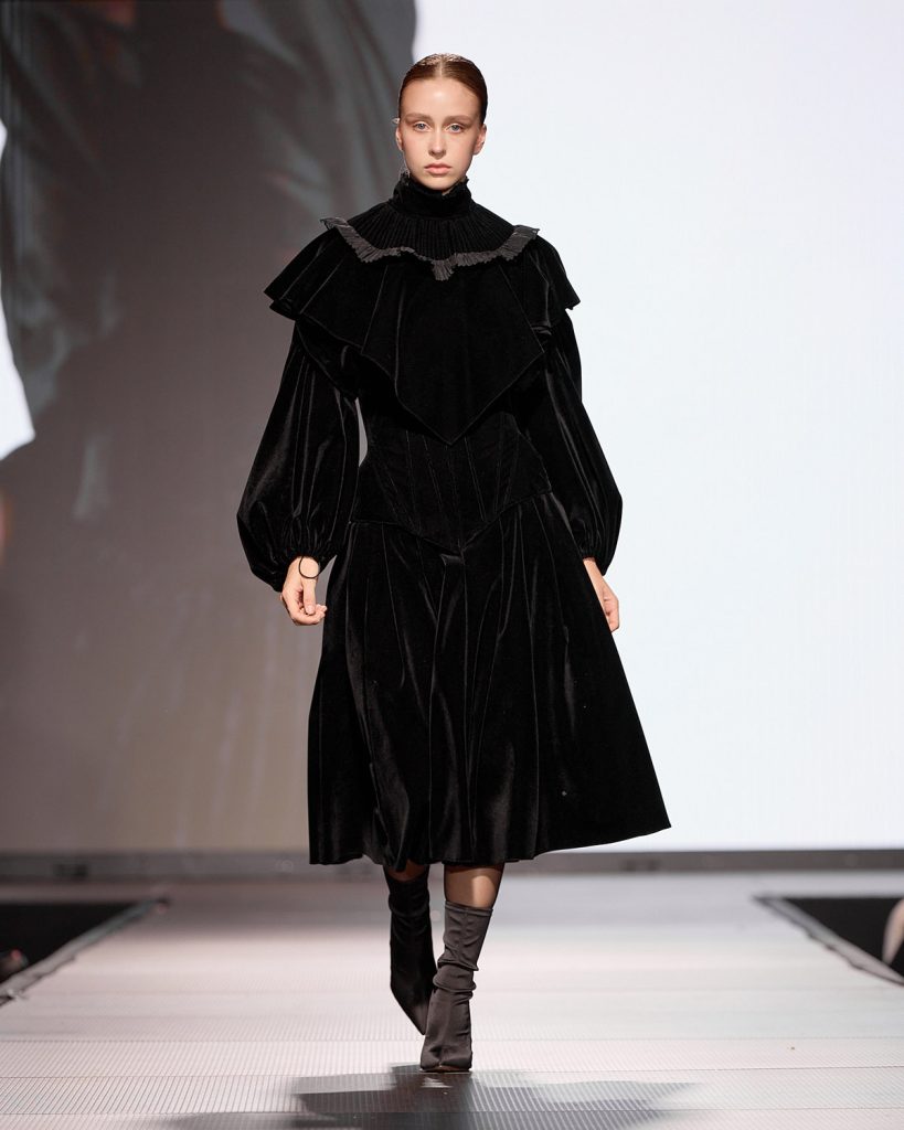 STRUGAR CRISTINA UAD FASHION Raluca Ciornea7 - UAD Fashion 2026. 36 de colectii prezentate pe acelasi podium.