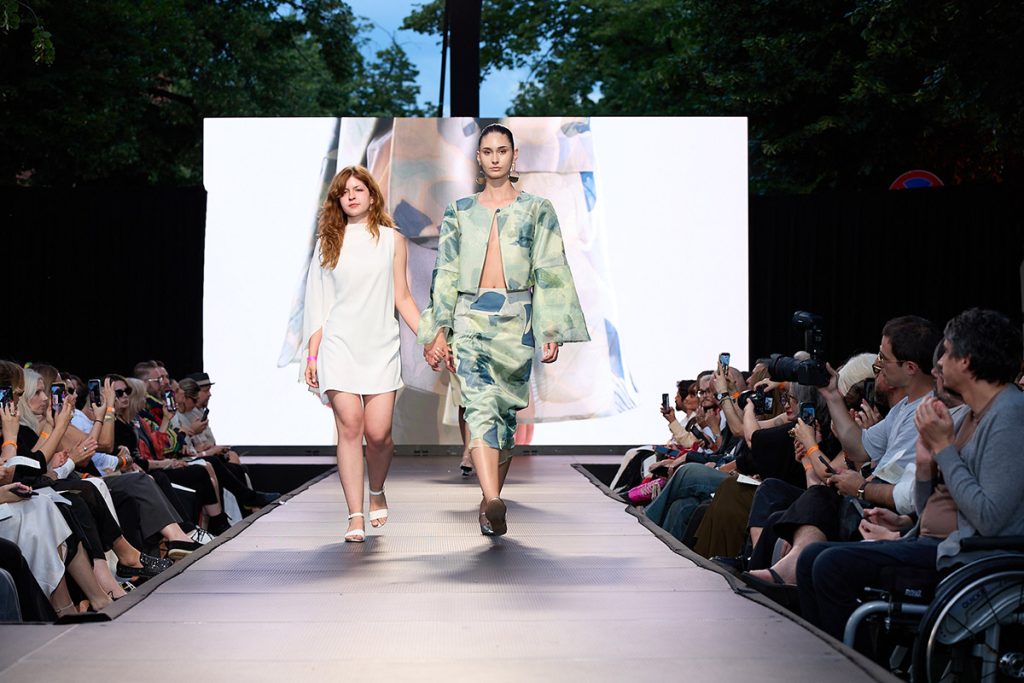 TAMAS CSENGE UAD FASHION Raluca Ciornea1 - UAD Fashion 2026. 36 de colectii prezentate pe acelasi podium.