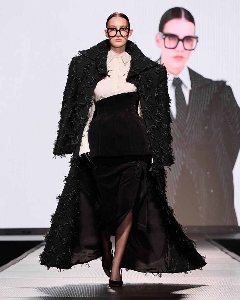 TARAN MADALINA UAD FASHION Raluca Ciornea5 - UAD Fashion 2026. 36 de colectii prezentate pe acelasi podium.