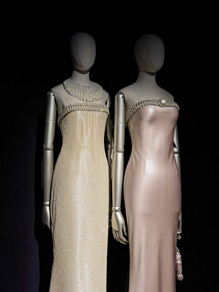 20 de ani de moda haute couture la Armani Silos 11 - 20 de ani de moda haute couture la Armani/Silos