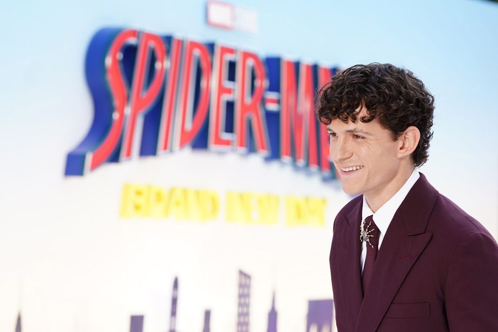 Cand moda continua povestea filmului pe covorul rosu Spiderman - Cand moda continua povestea filmului pe covorul rosu