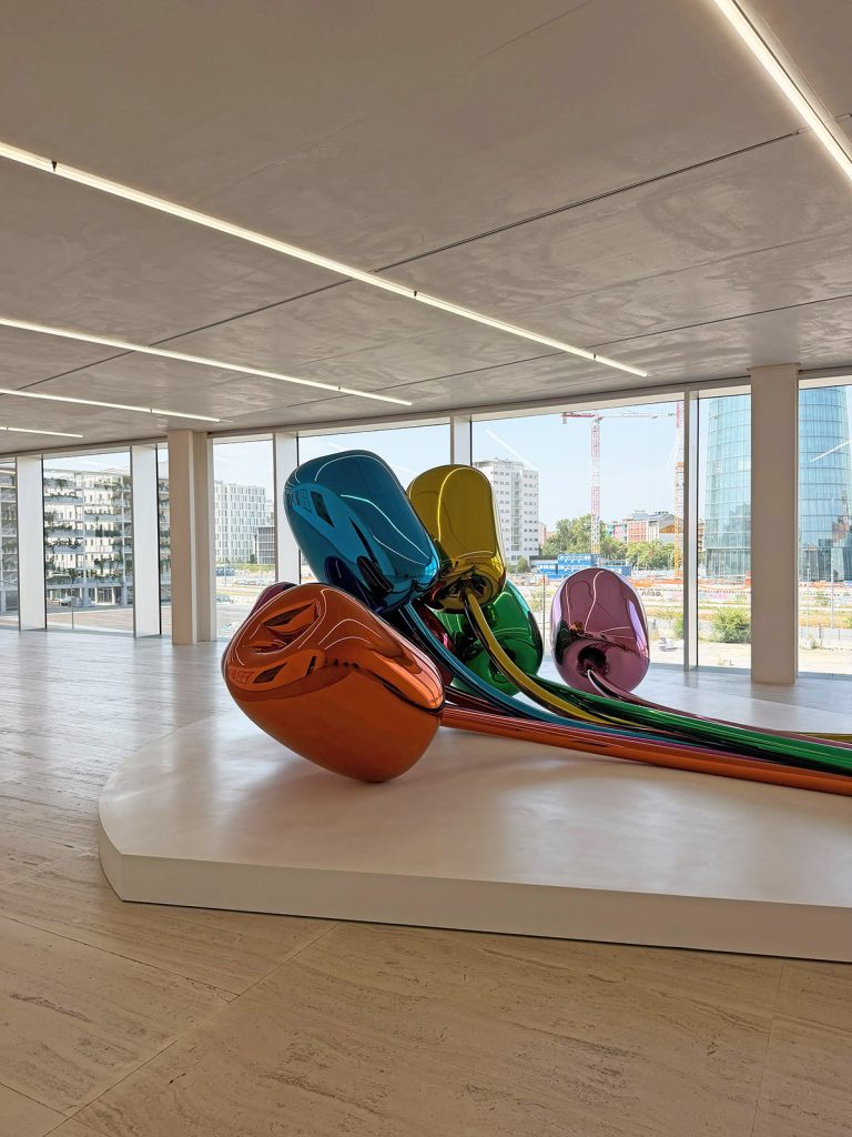 Fondazione Prada Milano un muzeu al ideilor 1 - Fondazione Prada Milano: un muzeu al ideilor