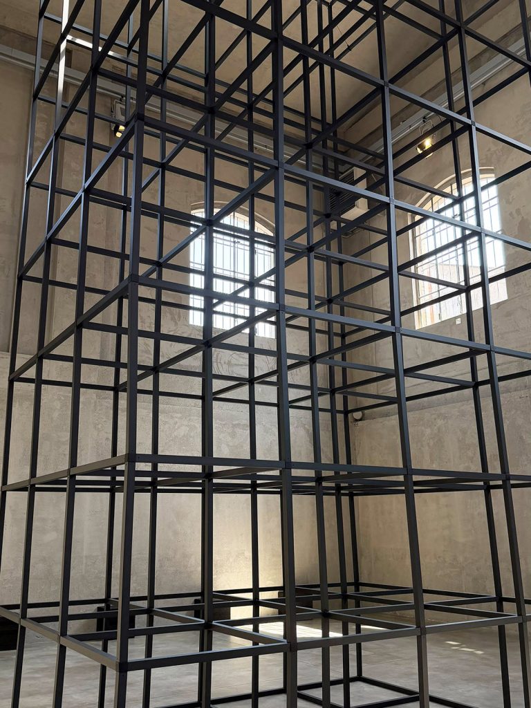 Fondazione Prada Milano un muzeu al ideilor 2 - Fondazione Prada Milano: un muzeu al ideilor