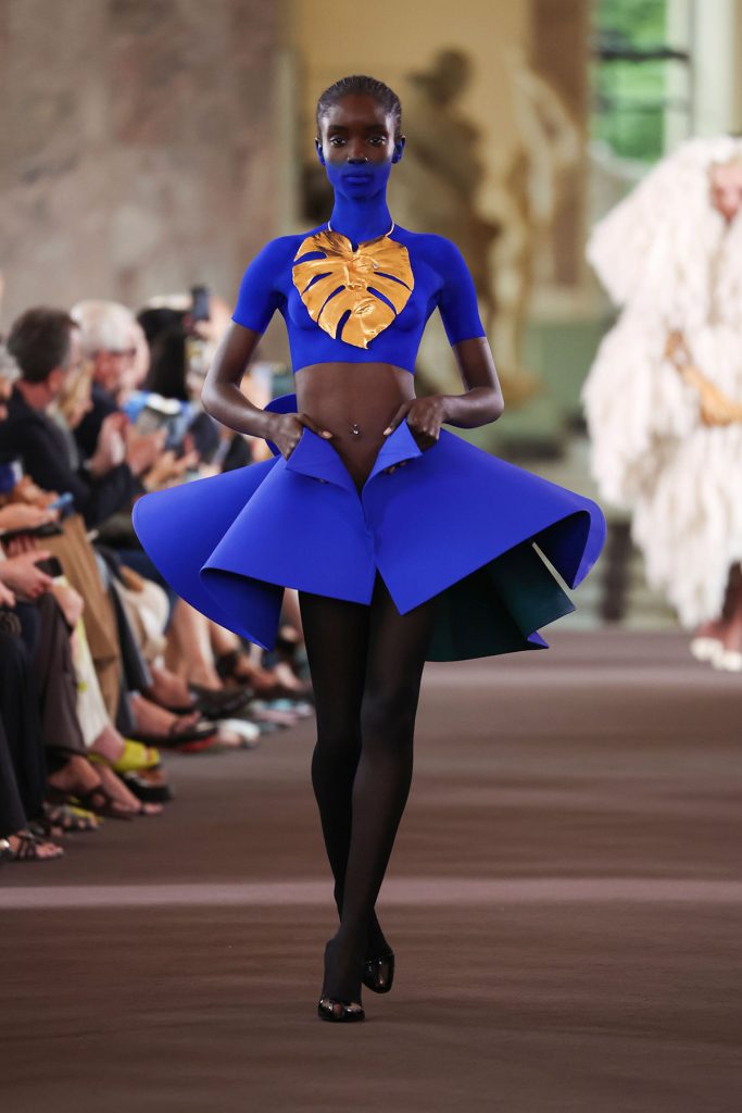 Geniul Schiaparelli Daniel Roseberry 10 - Geniul Schiaparelli: Daniel Roseberry
