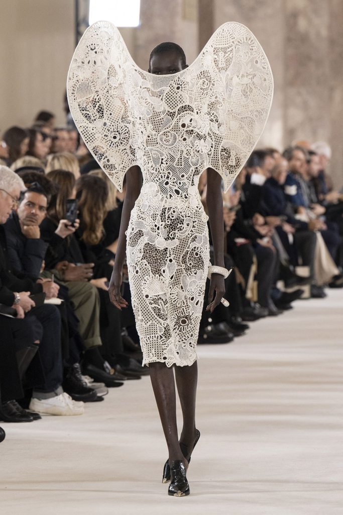 Geniul Schiaparelli Daniel Roseberry 11 - Geniul Schiaparelli: Daniel Roseberry