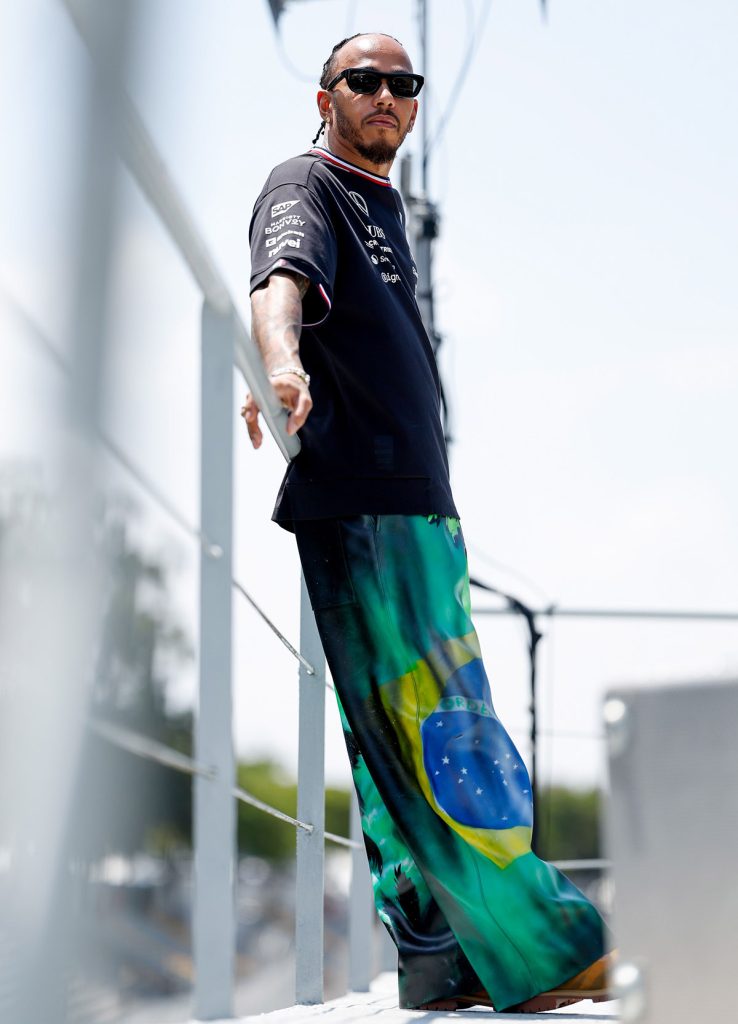 Moda in sport expresie si armura Lewis Hamilton 3 1 - Moda in sport, expresie si armura